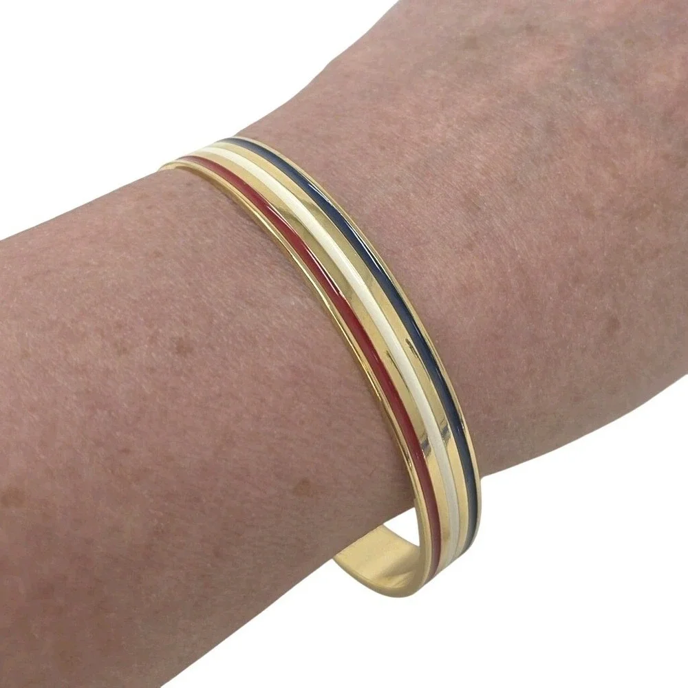VINTAGE Red White &‎ Blue Enameled Gold Tone Metal Bangle Bracelet